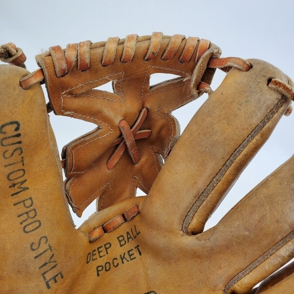 AHI Baseball Glove 9” M200 Mitt RHT Top-Grain Cowhide Leather Japanese Vintage - Picture 5 of 15